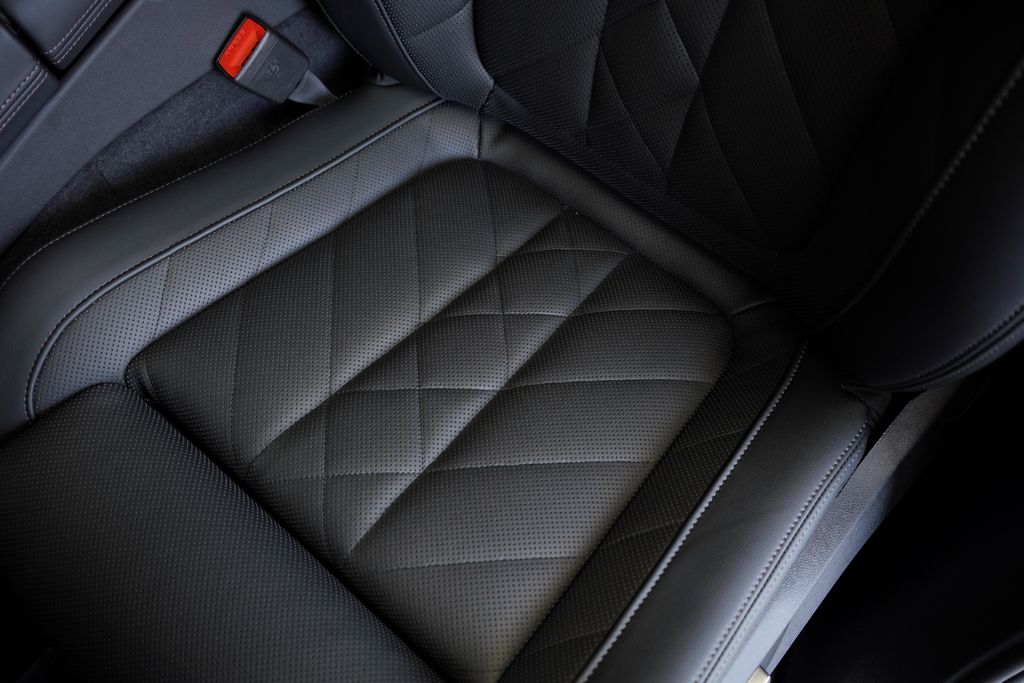 Thumbnail: 2026 BMW X5 - 12