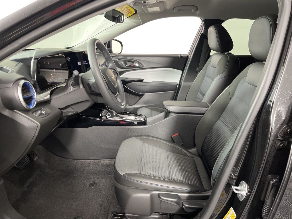 2024 Chevrolet Trax LT 21