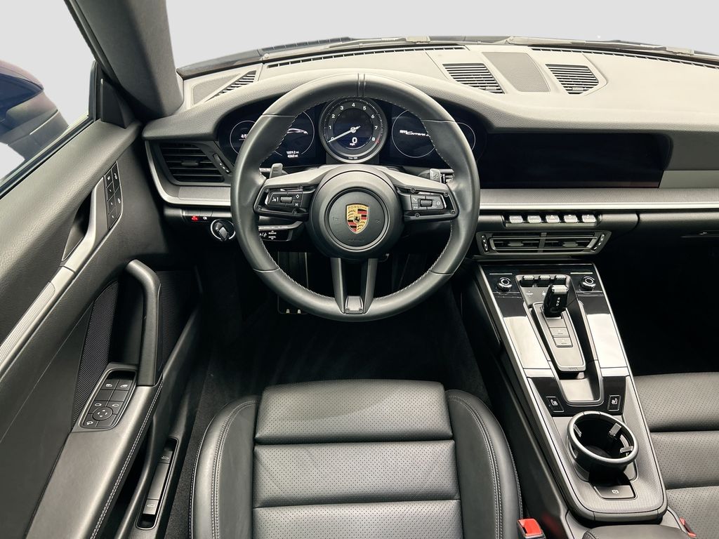 Thumbnail: 2022 Porsche 911 - 10