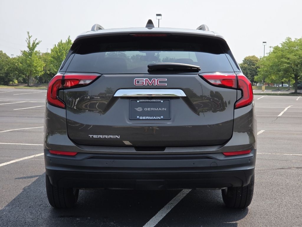 Used 2020 Gray GMC SLE image 16