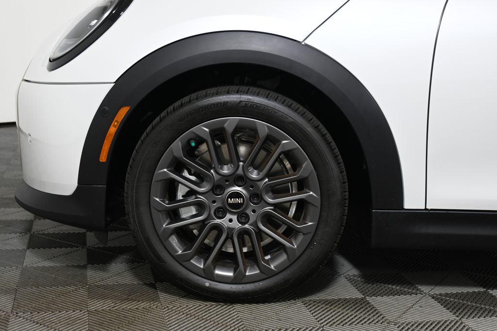 Thumbnail: 2026 MINI Cooper - 18