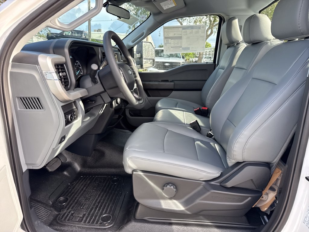 New 2027 White Ford XL image 18
