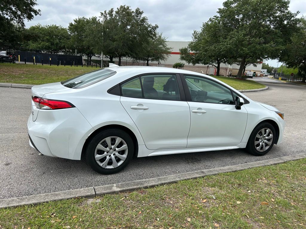 Thumbnail: 2022 Toyota Corolla - 5