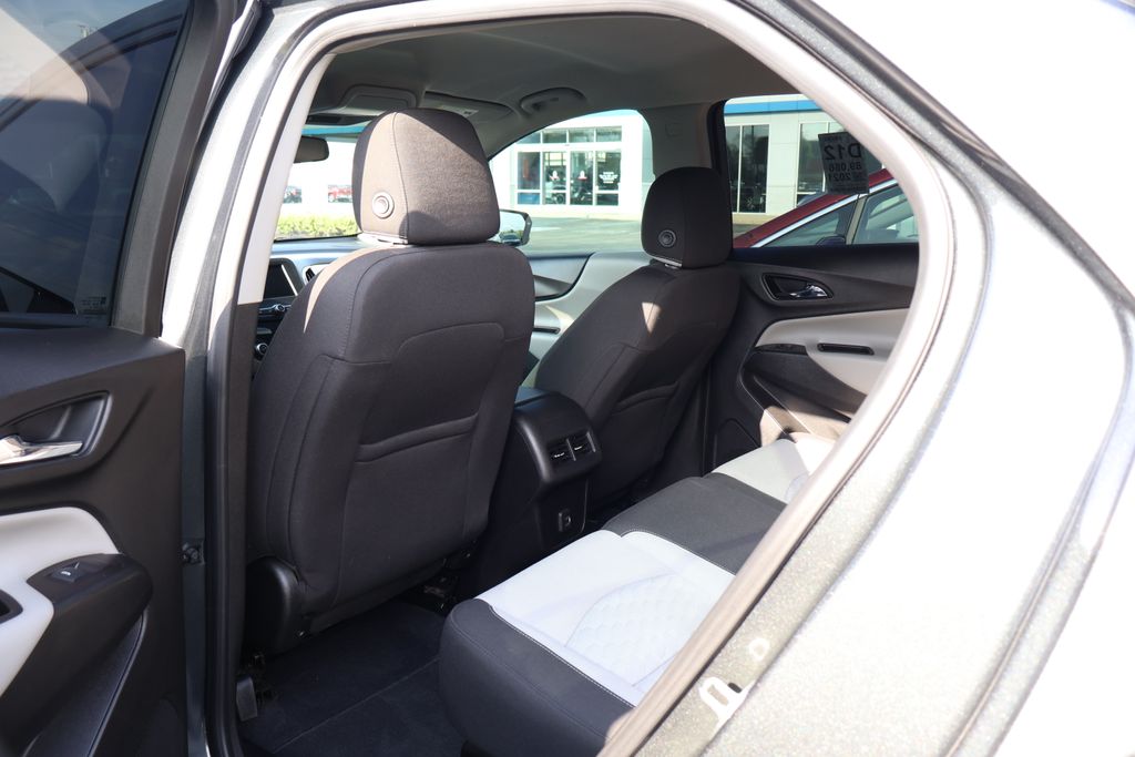 2021 Chevrolet Equinox LS 29
