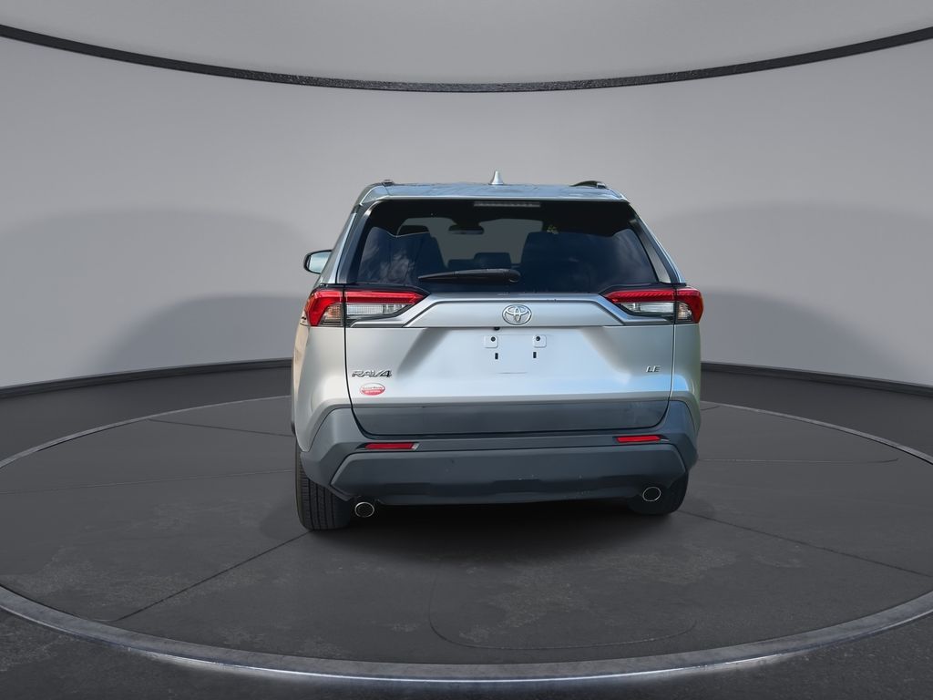 Thumbnail: 2021 Toyota RAV4 - 7