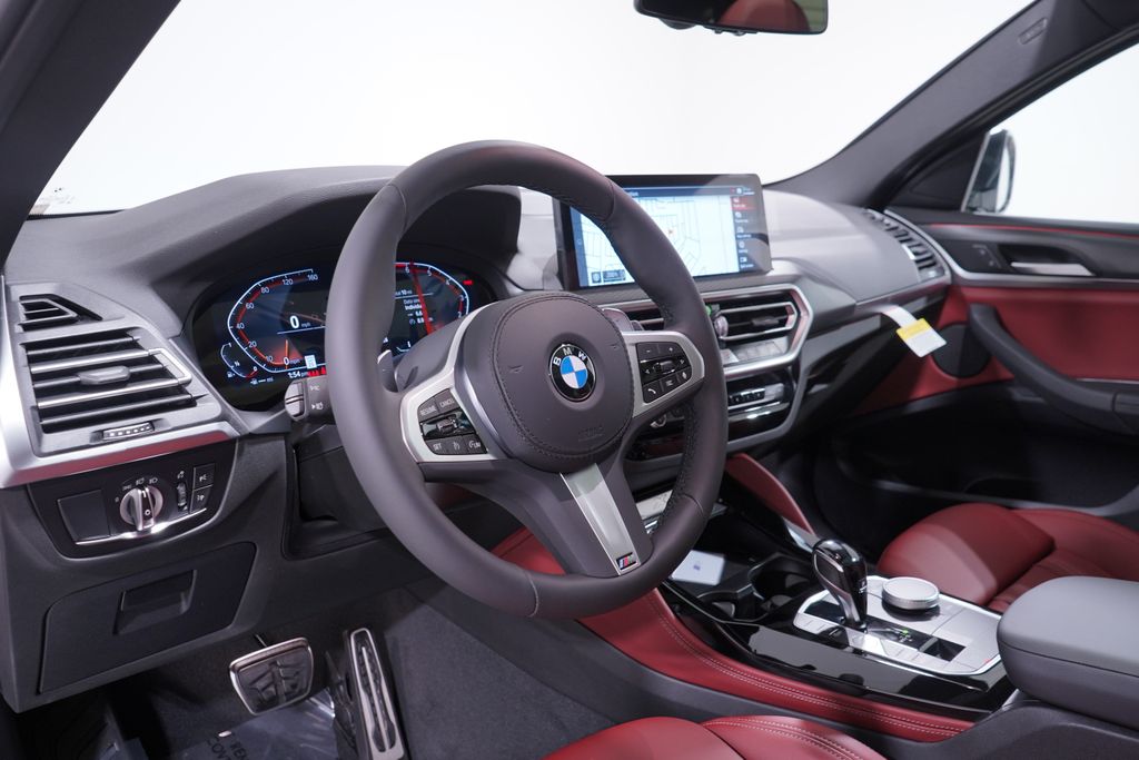 2025 BMW X4 xDrive30i 6