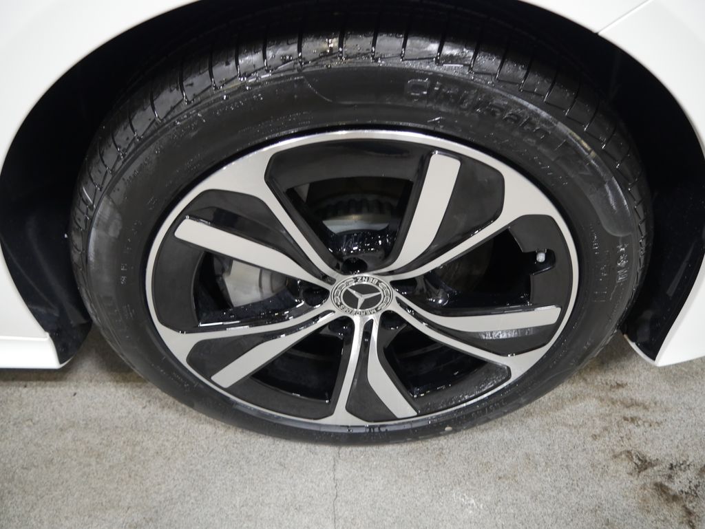 Thumbnail: 2026 Mercedes-Benz CLE - 15