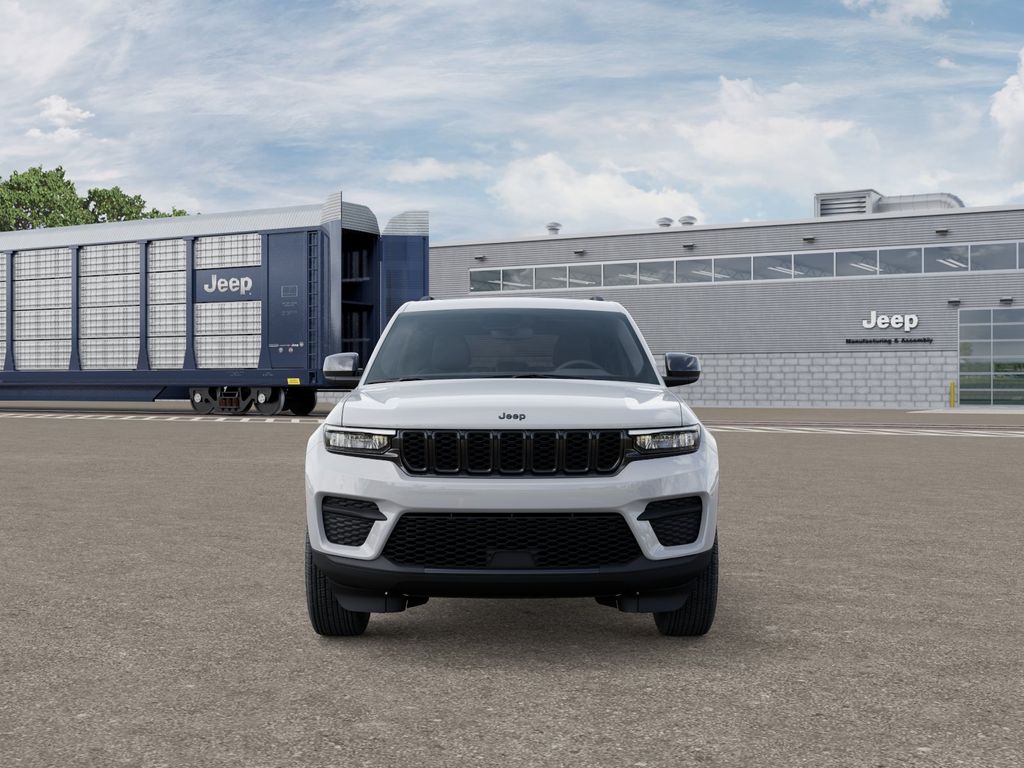 New 2025 White Jeep Altitude X image 6