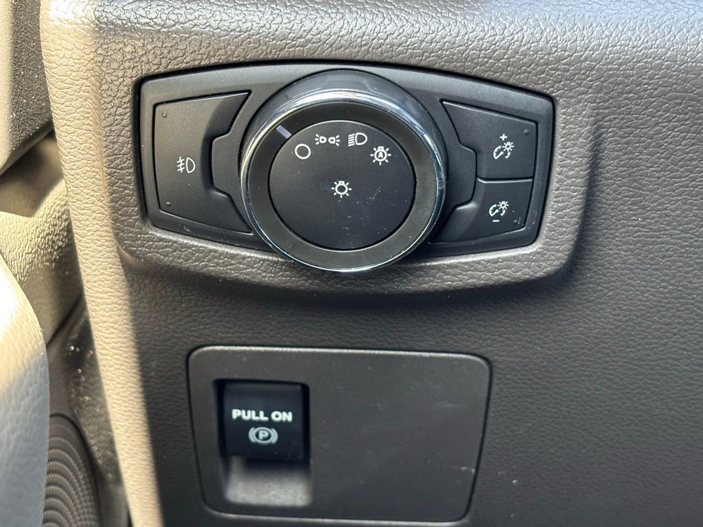 2021 Ford Expedition Max XLT photo