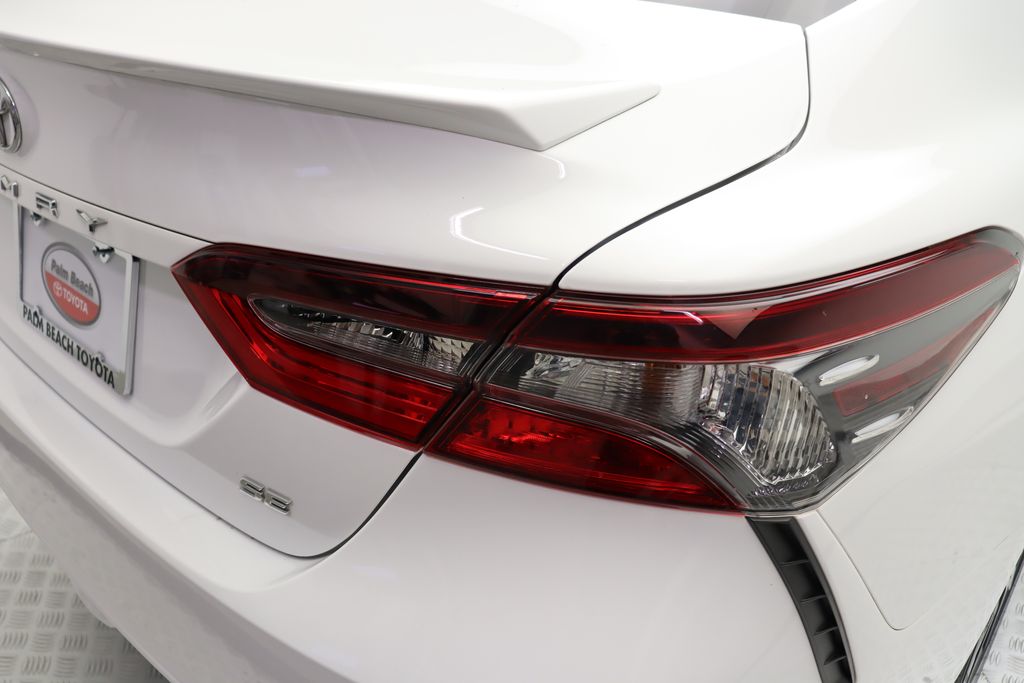 Thumbnail: 2023 Toyota Camry - 9