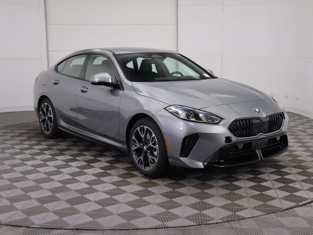 Thumbnail: 2026 BMW 2 Series - 3