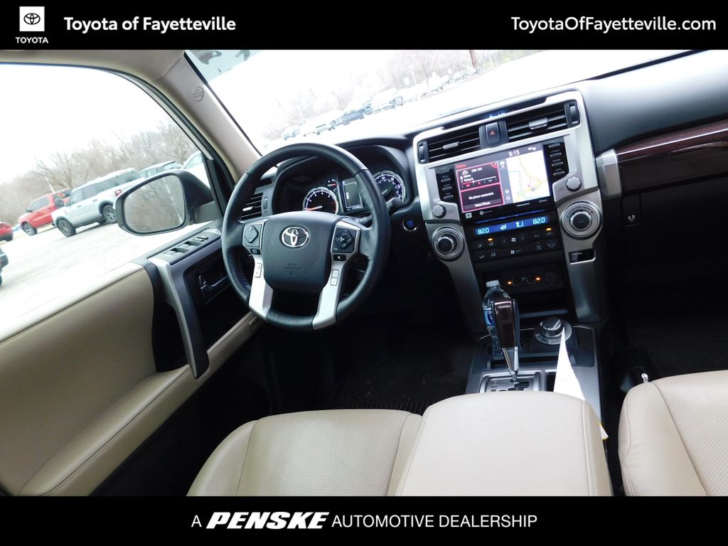 Thumbnail: 2023 Toyota 4Runner - 7