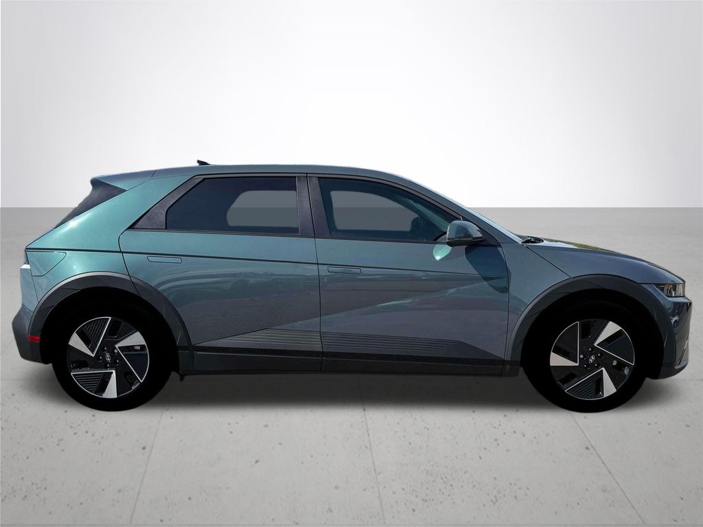 2025 Hyundai IONIQ 5 SE Standard Range