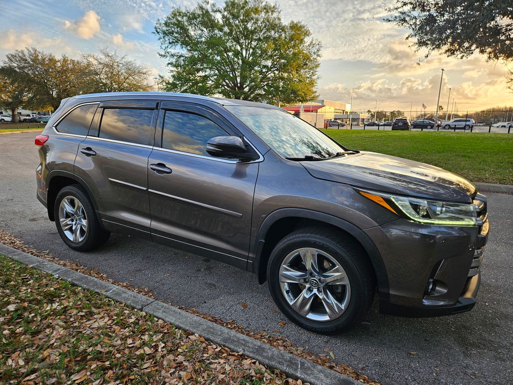 2018 Toyota Highlander Limited 7