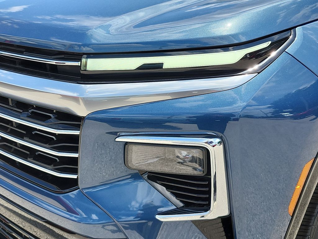 new 2026 Chevrolet Traverse car, priced at $53,995