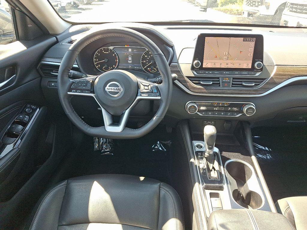 Thumbnail: 2021 Nissan Altima - 12