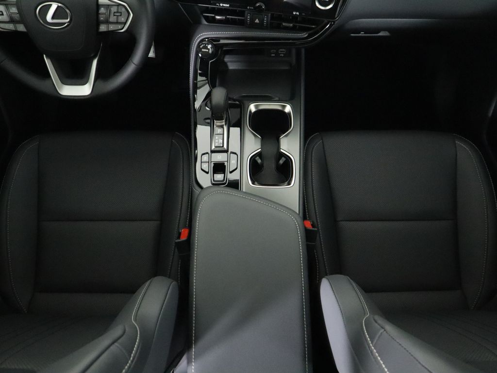 2025 Lexus NX Hybrid 350h Premium 17