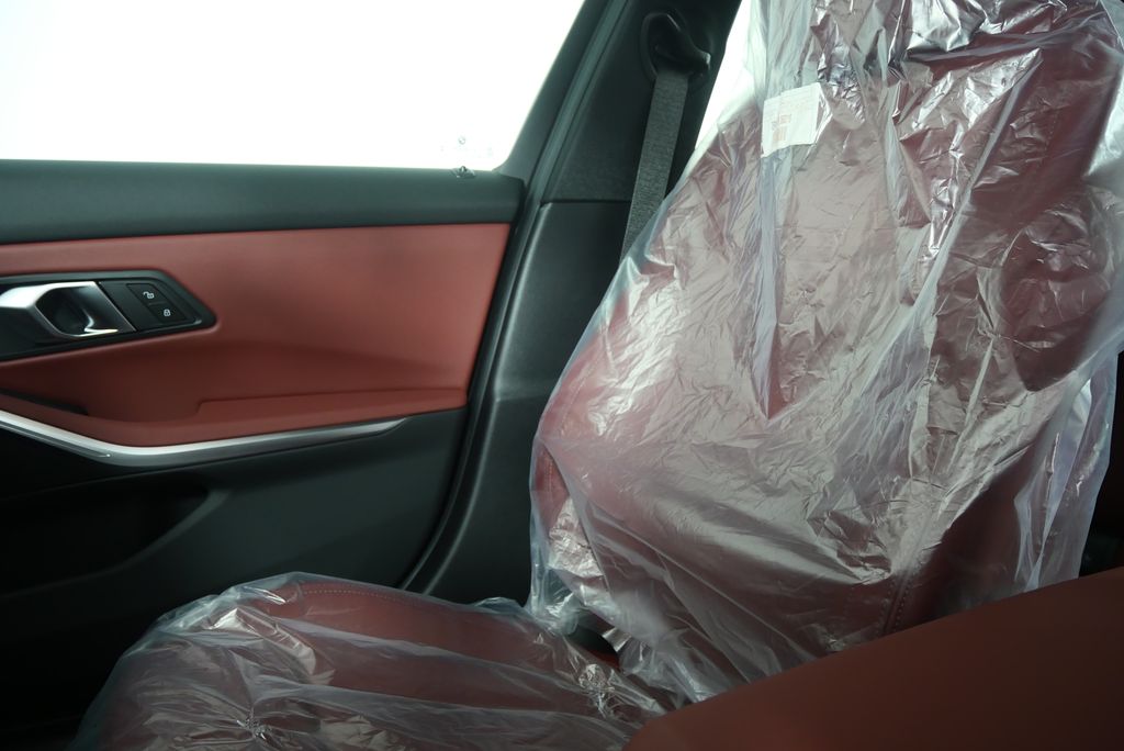 Thumbnail: 2026 BMW 3 Series - 22