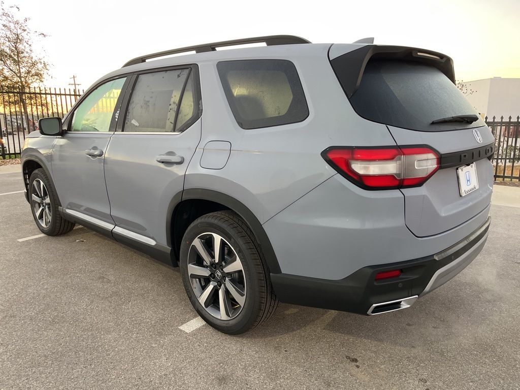 Thumbnail: 2025 Honda Pilot - 4