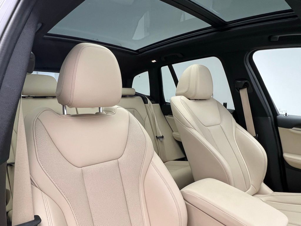 Thumbnail: 2022 BMW X3 - 7