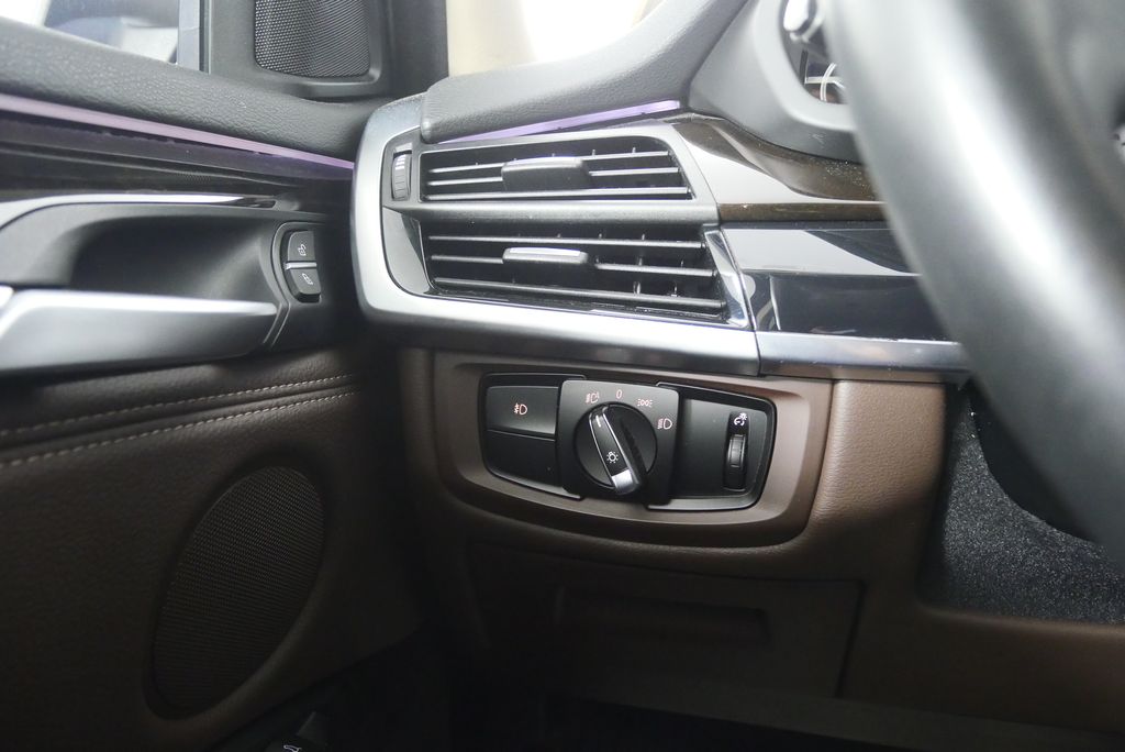 Thumbnail: 2016 BMW X5 - 18