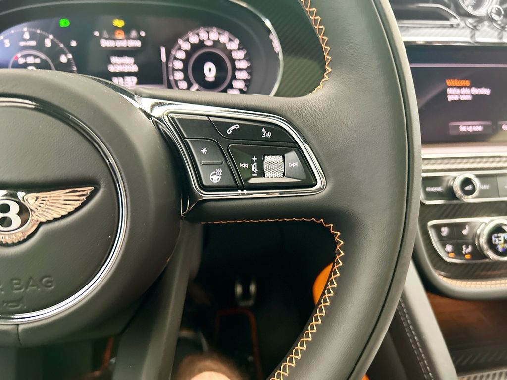 Thumbnail: 2026 Bentley Bentayga - 12