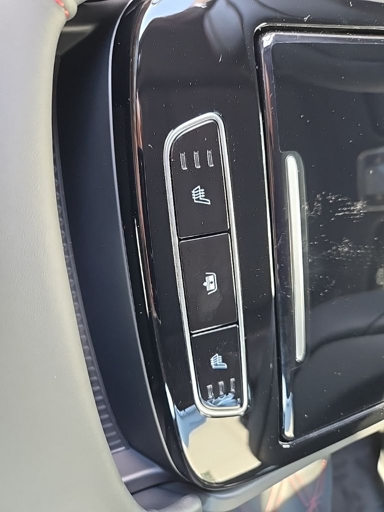 2025 Genesis G80 3.5T 28