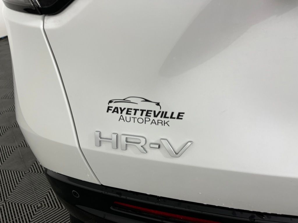 Thumbnail: 2027 Honda HR-V - 19