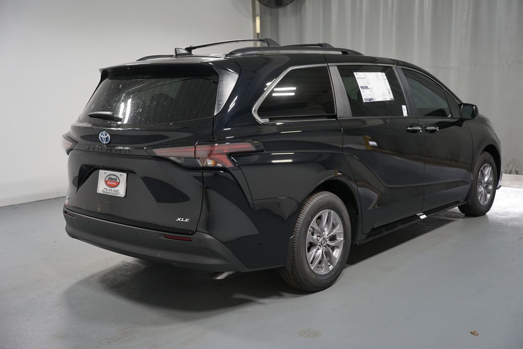 Thumbnail: 2025 Toyota Sienna - 8