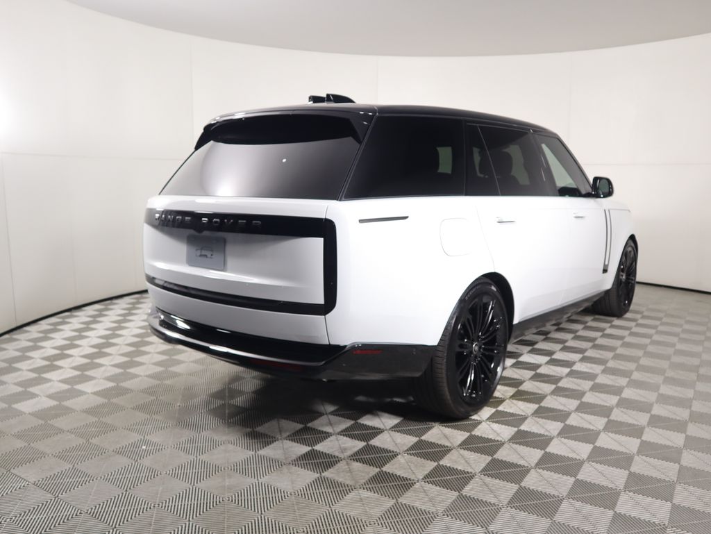 Thumbnail: 2025 Land Rover Range Rover - 5