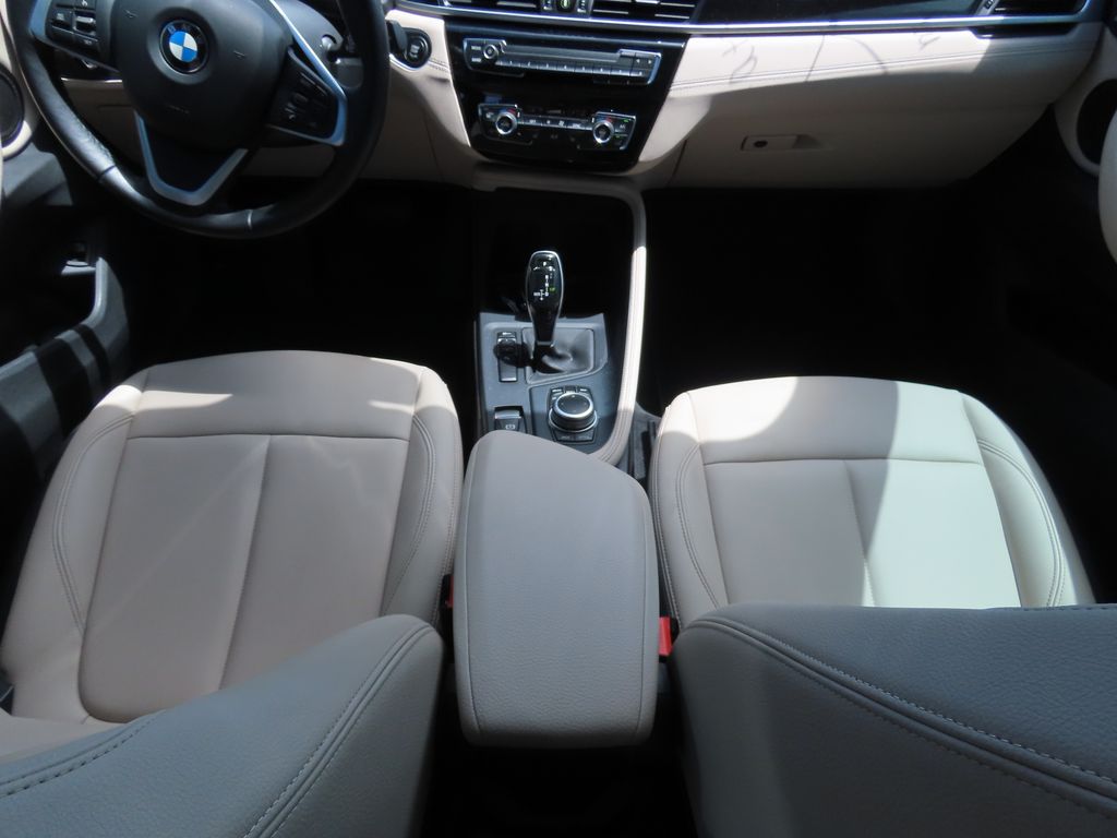 Thumbnail: 2020 BMW X1 - 9