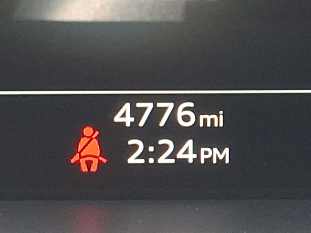 2024 Audi Q8 e-tron Premium Plus 21