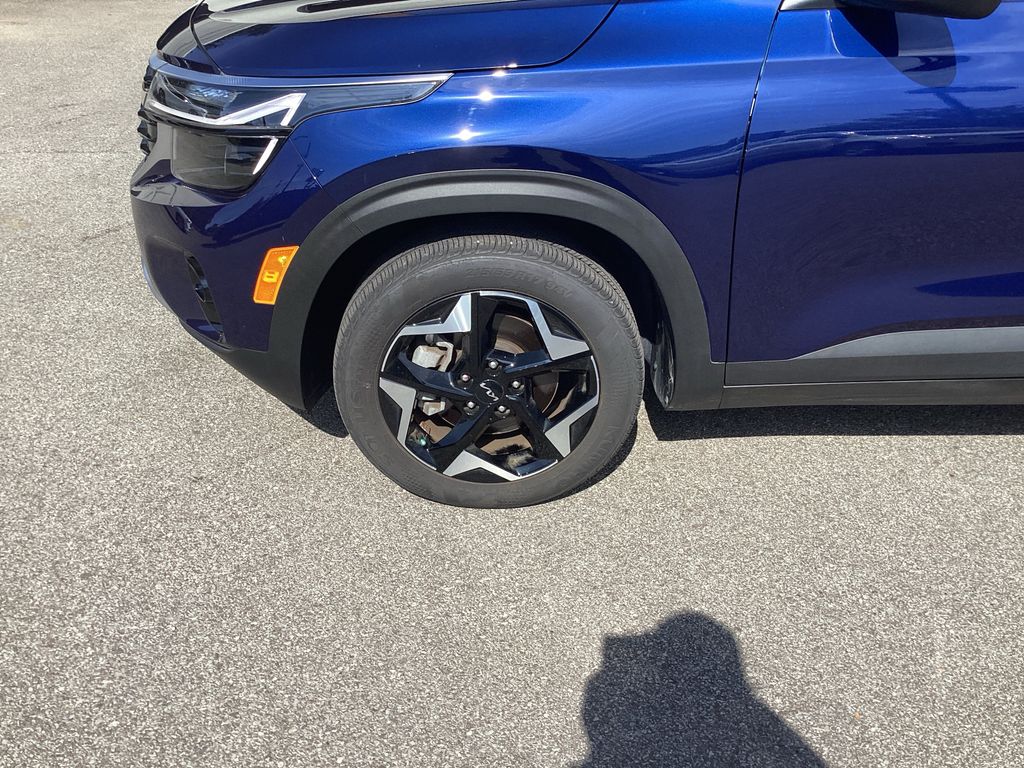 Used 2025 Kia Seltos SUV