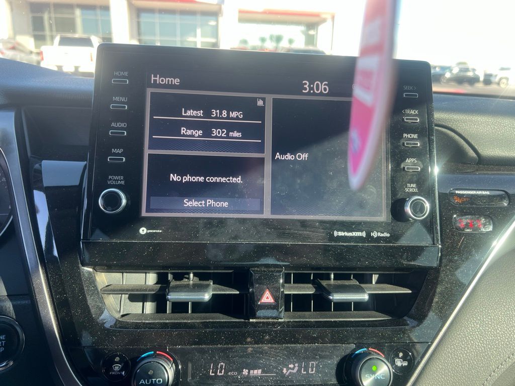 Thumbnail: 2024 Toyota Camry - 10