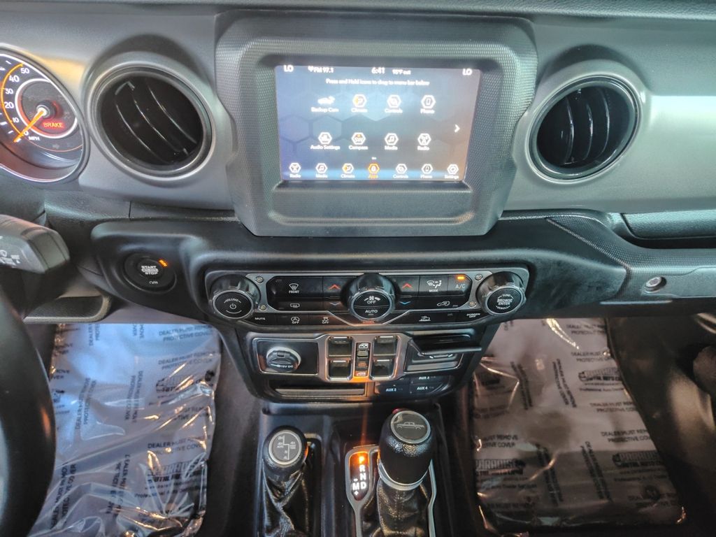 Used Car 2021 Jeep Gladiator  Sport For Sale Under $30,000 In Austin, Texas