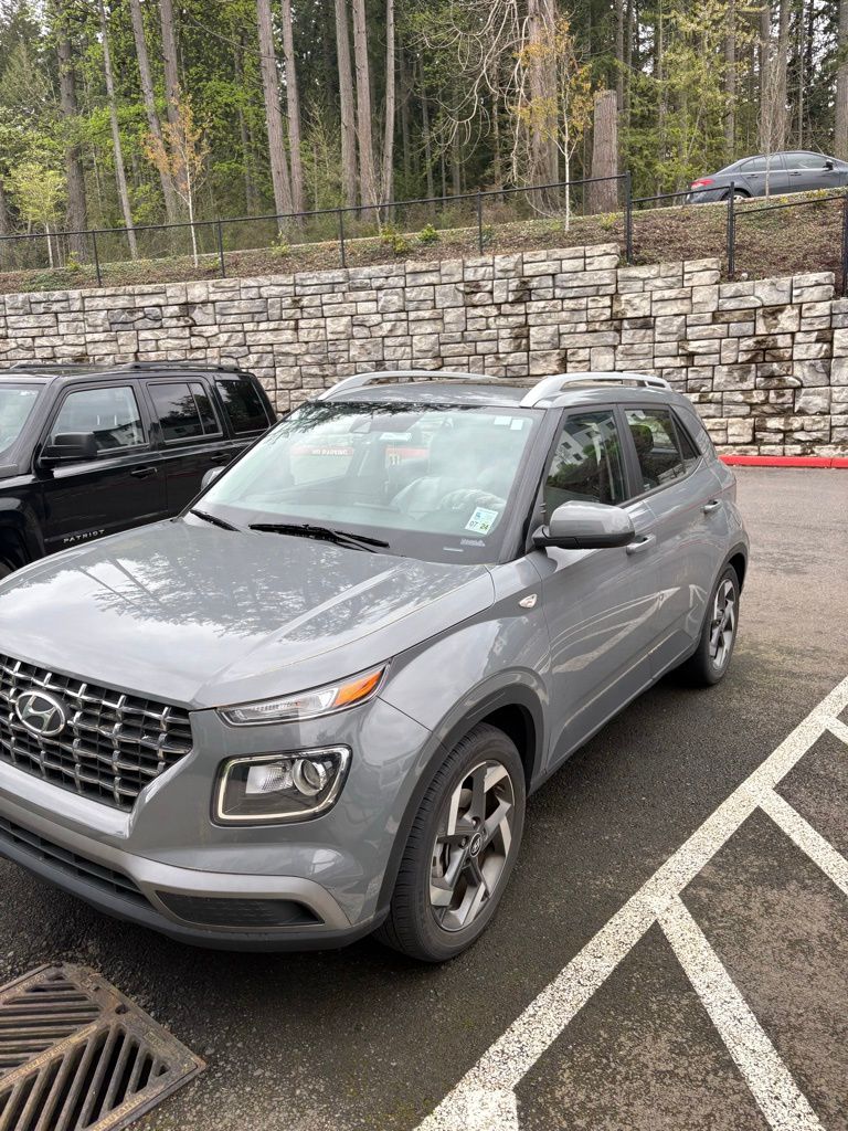 used 2022 Hyundai Venue car, priced at $19,997