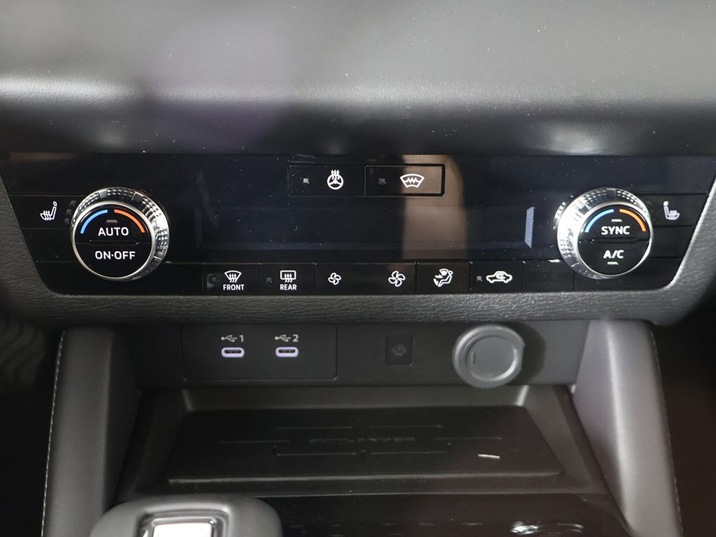 New 2026 Gray Mitsubishi SE image 49