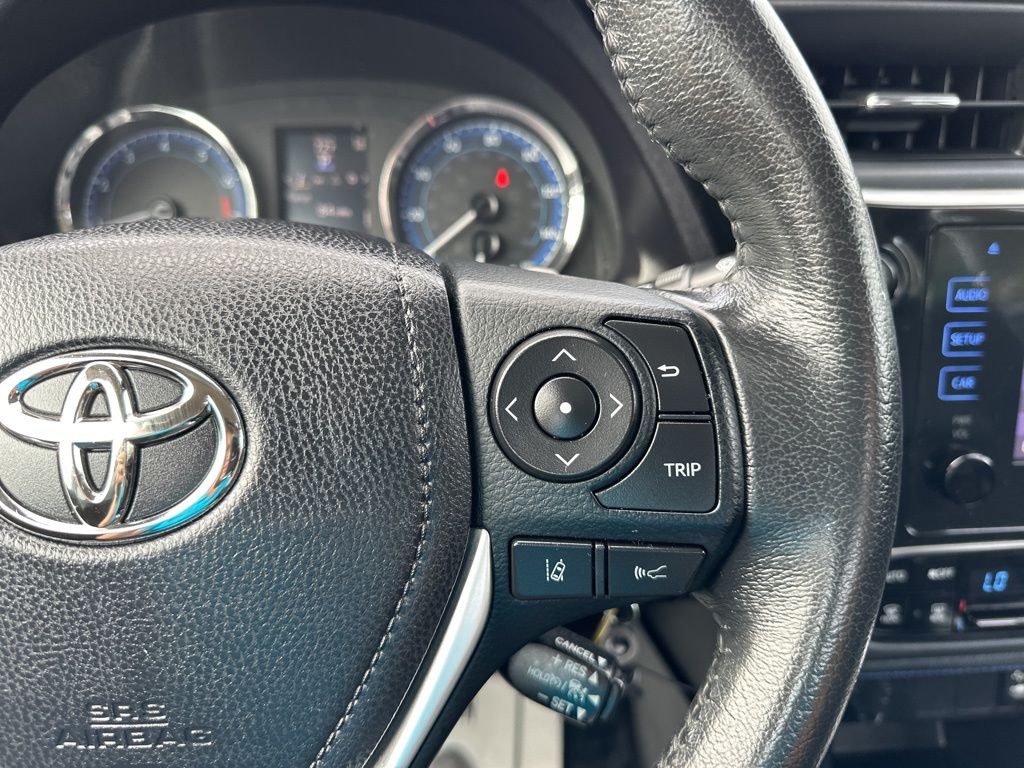 2019 Toyota Corolla SE 34