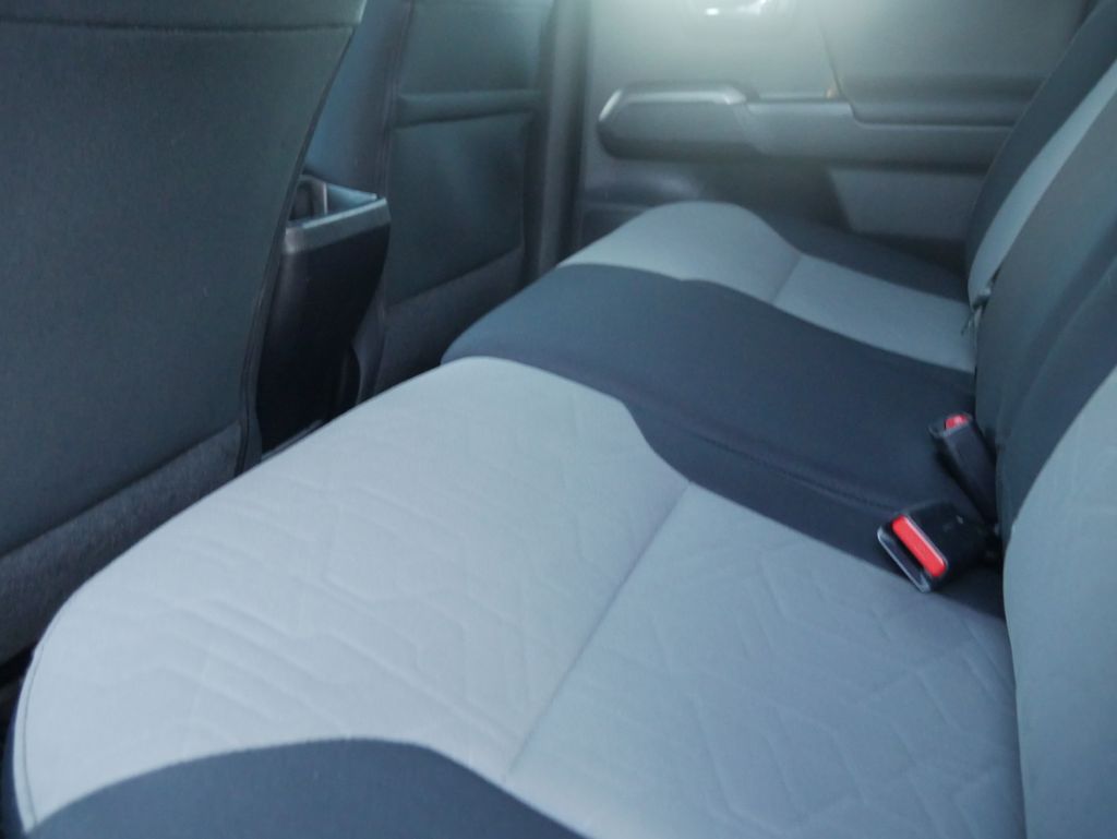 Thumbnail: 2021 Toyota Tacoma - 21