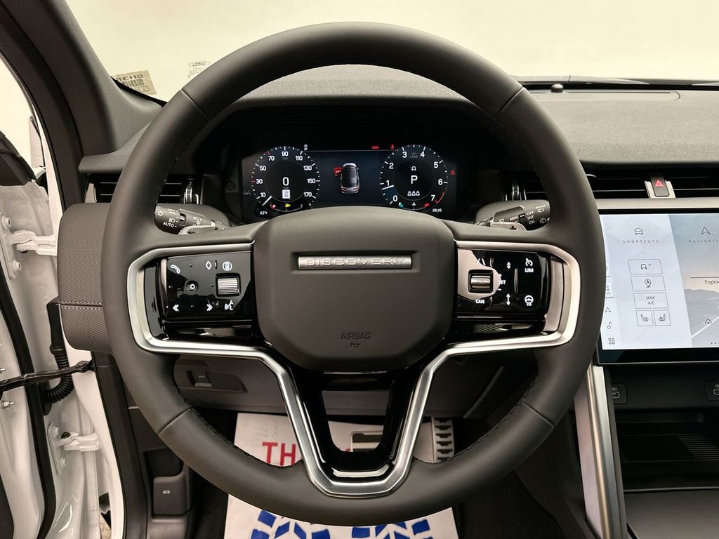Thumbnail: 2025 Land Rover Discovery Sport - 12