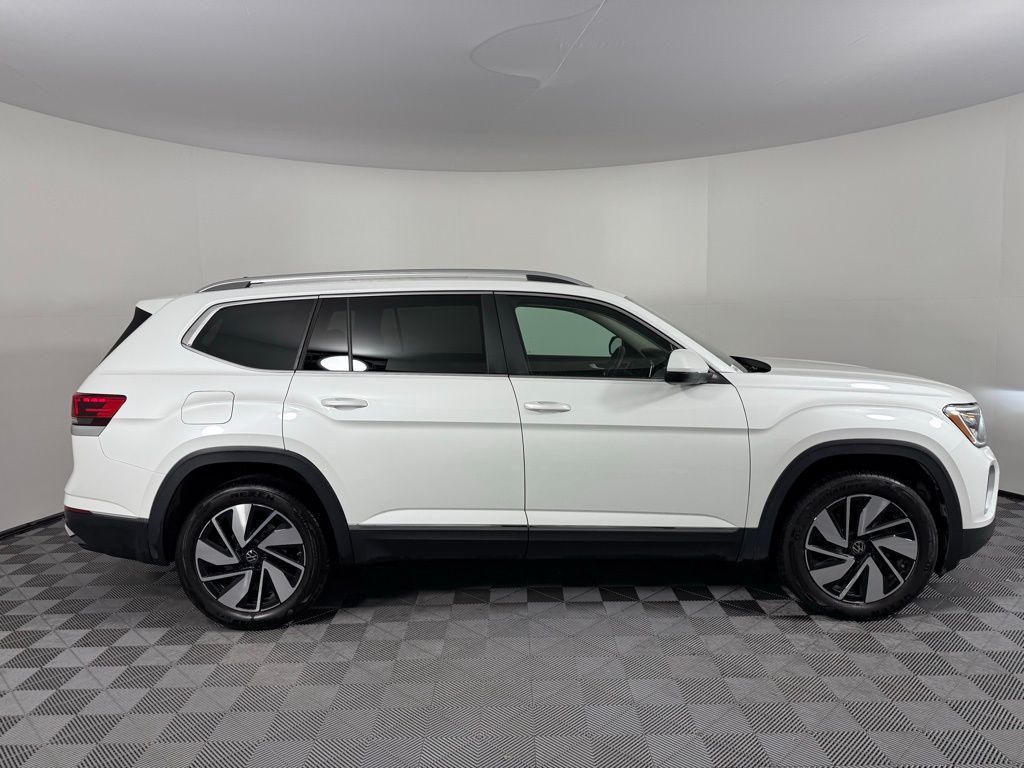 Thumbnail: 2024 Volkswagen Atlas - 4