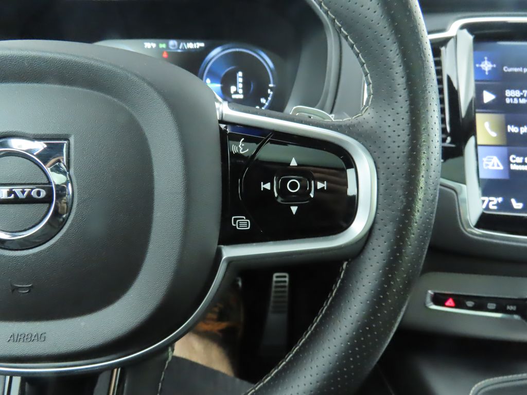 2019 Volvo XC90 T8 R-Design 12