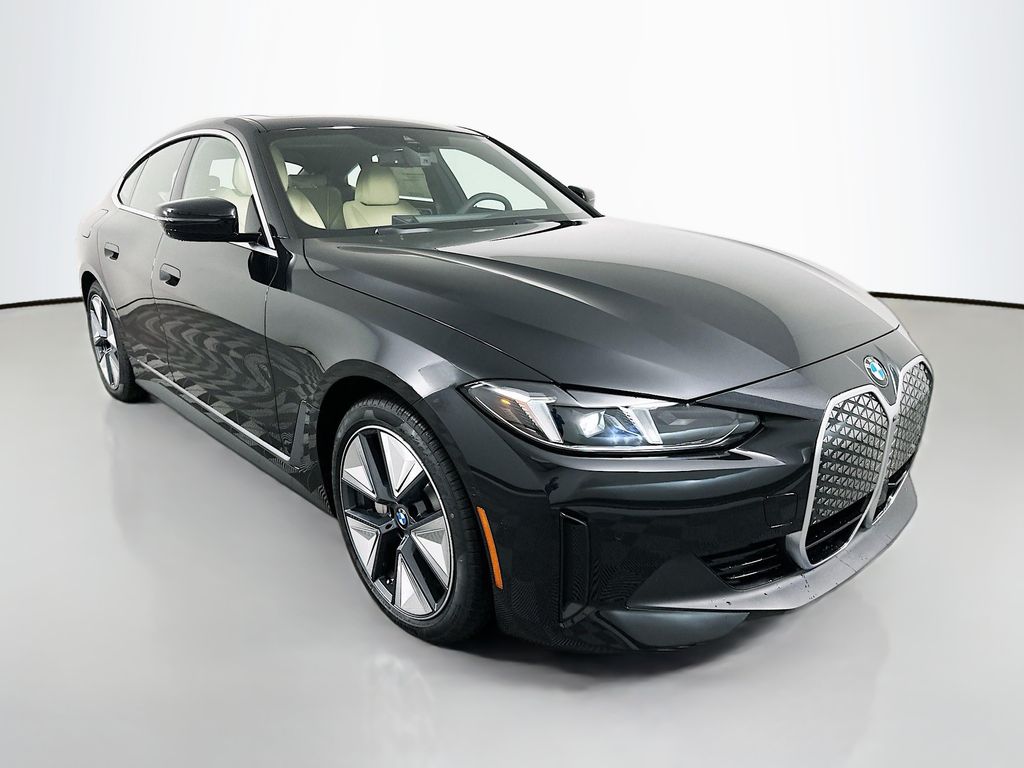 Thumbnail: 2026 BMW i4 - 3