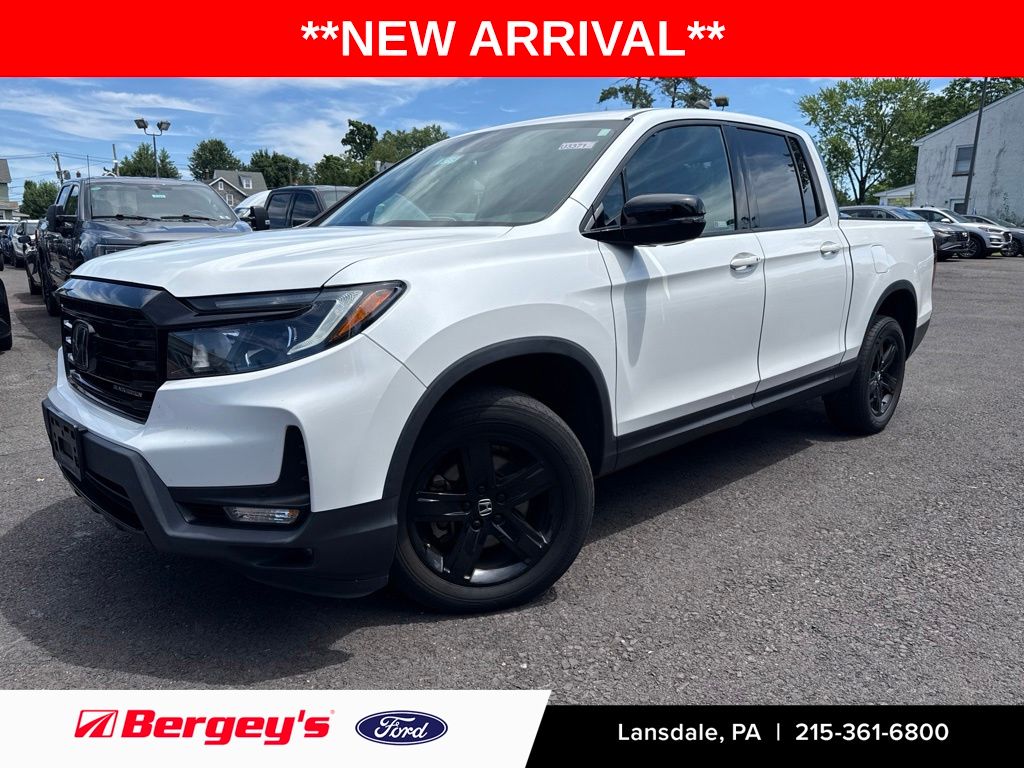 Platinum White Pearl 2022 Honda Ridgeline Pickup Truck All-Wheel Drive 9-Speed Automatic