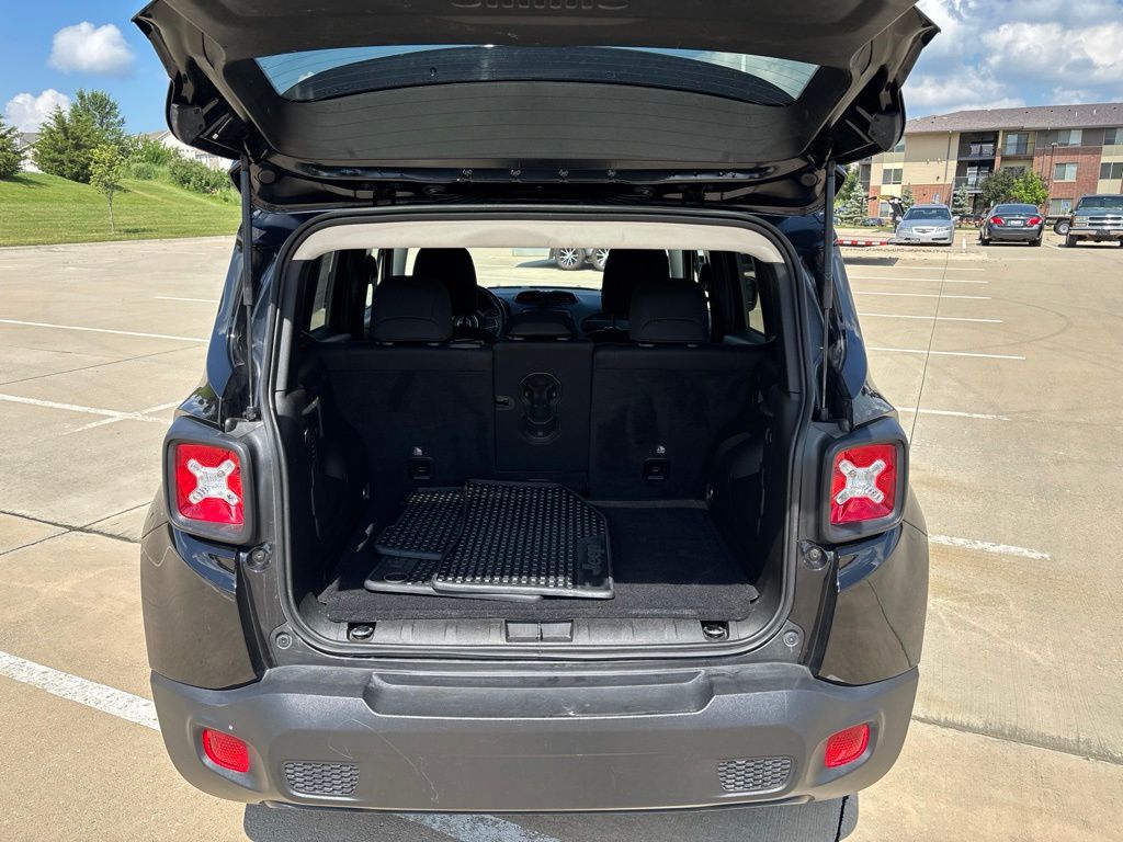Used 2022 Jeep Renegade SUV
