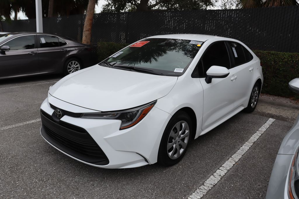 2024 Toyota Corolla LE -
                West Palm Beach, FL