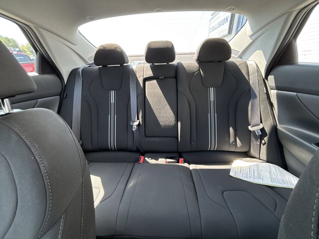 Used 2025 Intense Blue Hyundai SEL Convenience image 26
