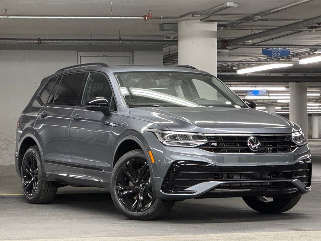 2024 Volkswagen Tiguan 2.0T SE R-Line Black 2