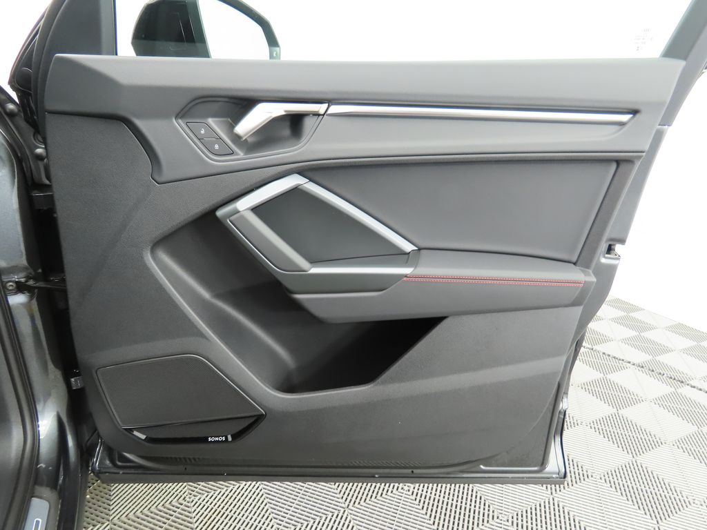 Thumbnail: 2025 Audi Q3 - 26