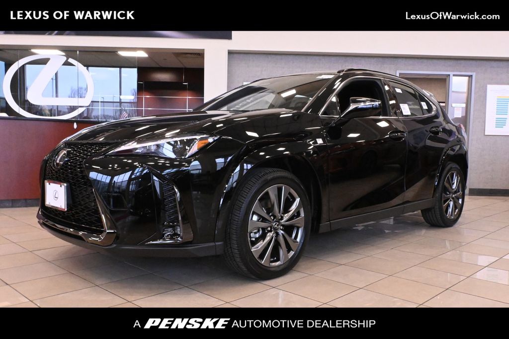 2025 Lexus UX 300h -
                Warwick, RI